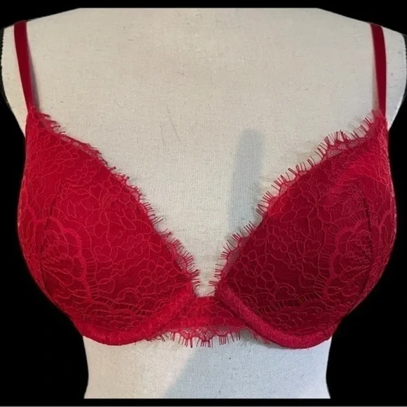 Victoria’s Secret Dream Angels Push Up 32D - Picture 2 of 8